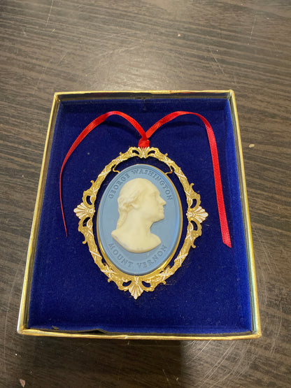 (1649) Mount Vernon George Washington commemorative ornament