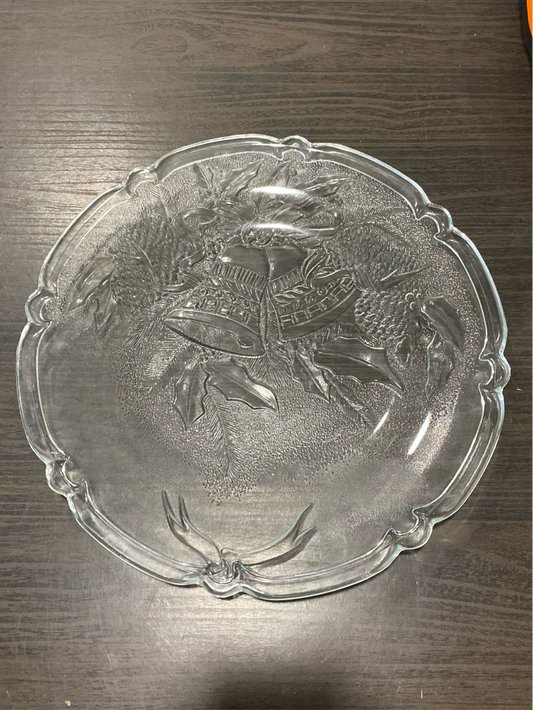 (953) Glass Christmas Plate