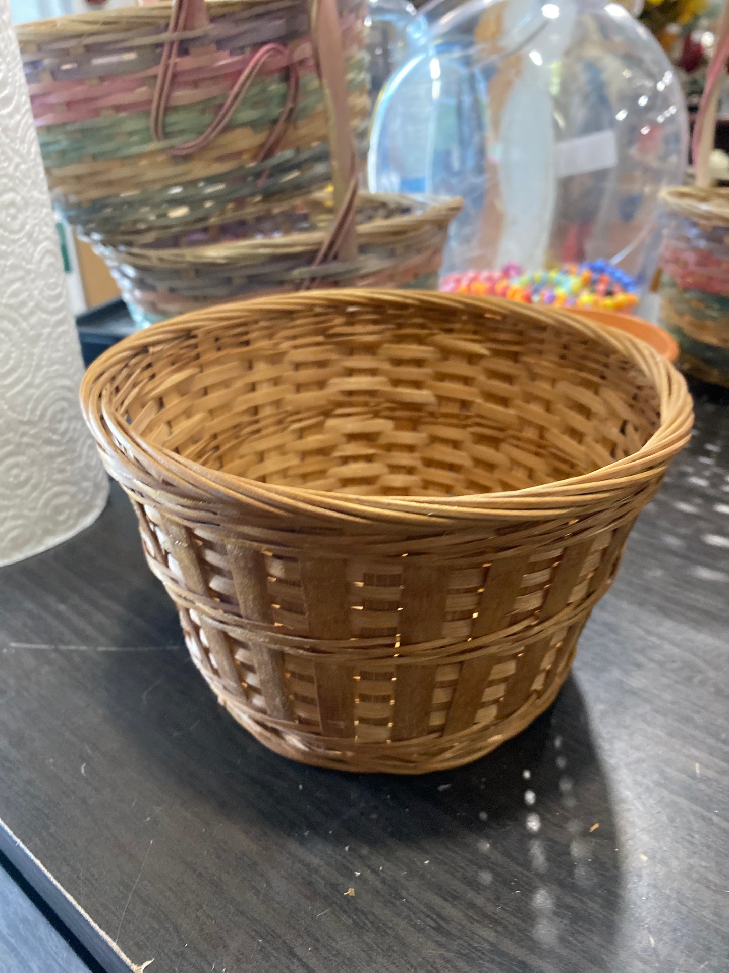 (1929) small woven basket