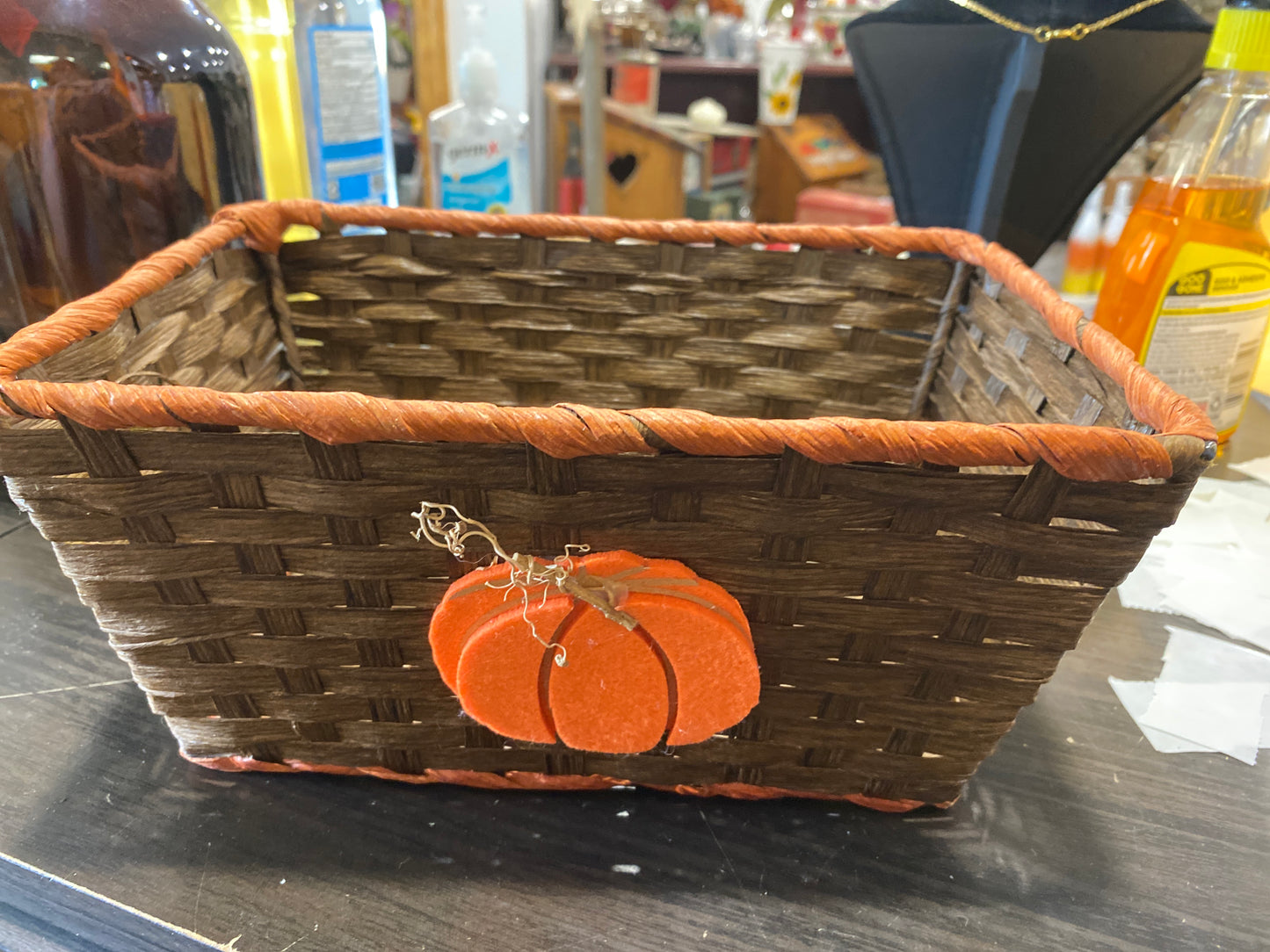 (1771) pumpkin basket