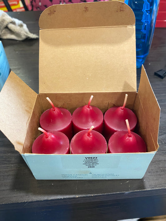 (1404) PartyLite Votive Candles Cranberry