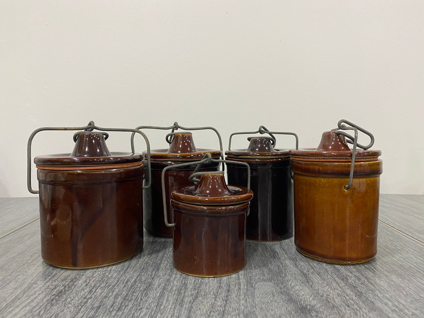 Vintage glazed Storage Pots with Lids (254)