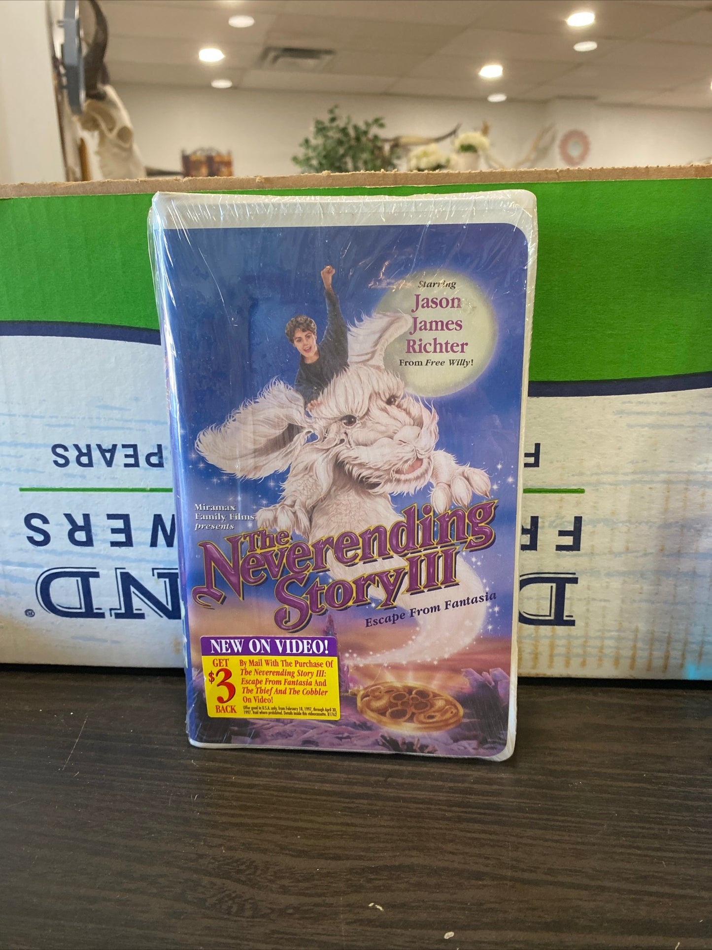 (1105) never ending story 3 vhs