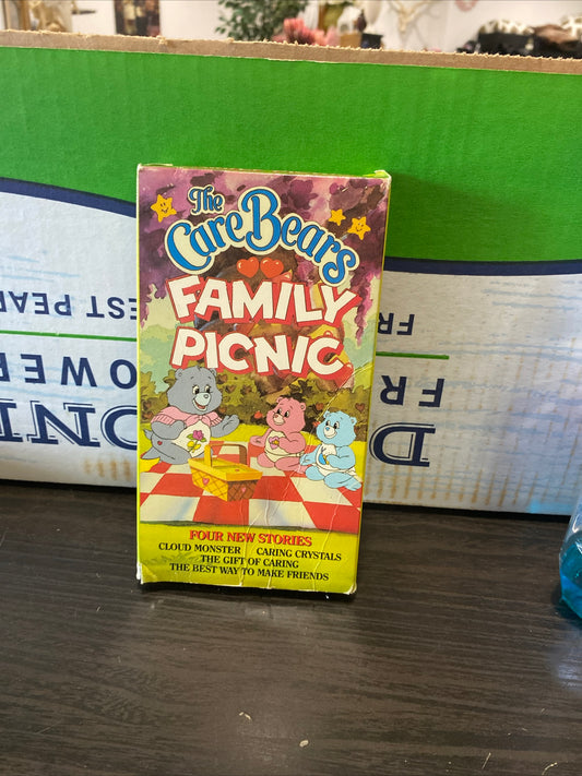 (1118) care bear family picnic vhs