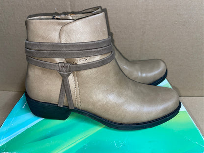 East Street Fernanda boots s(088)