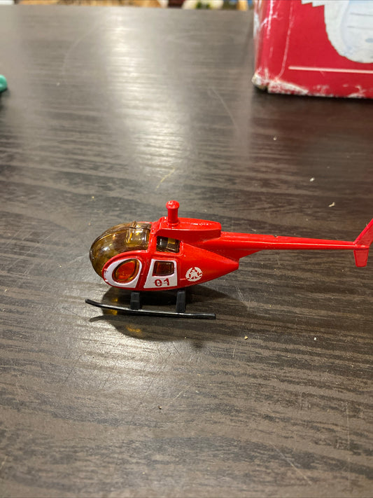 (1465) red helicopter toy