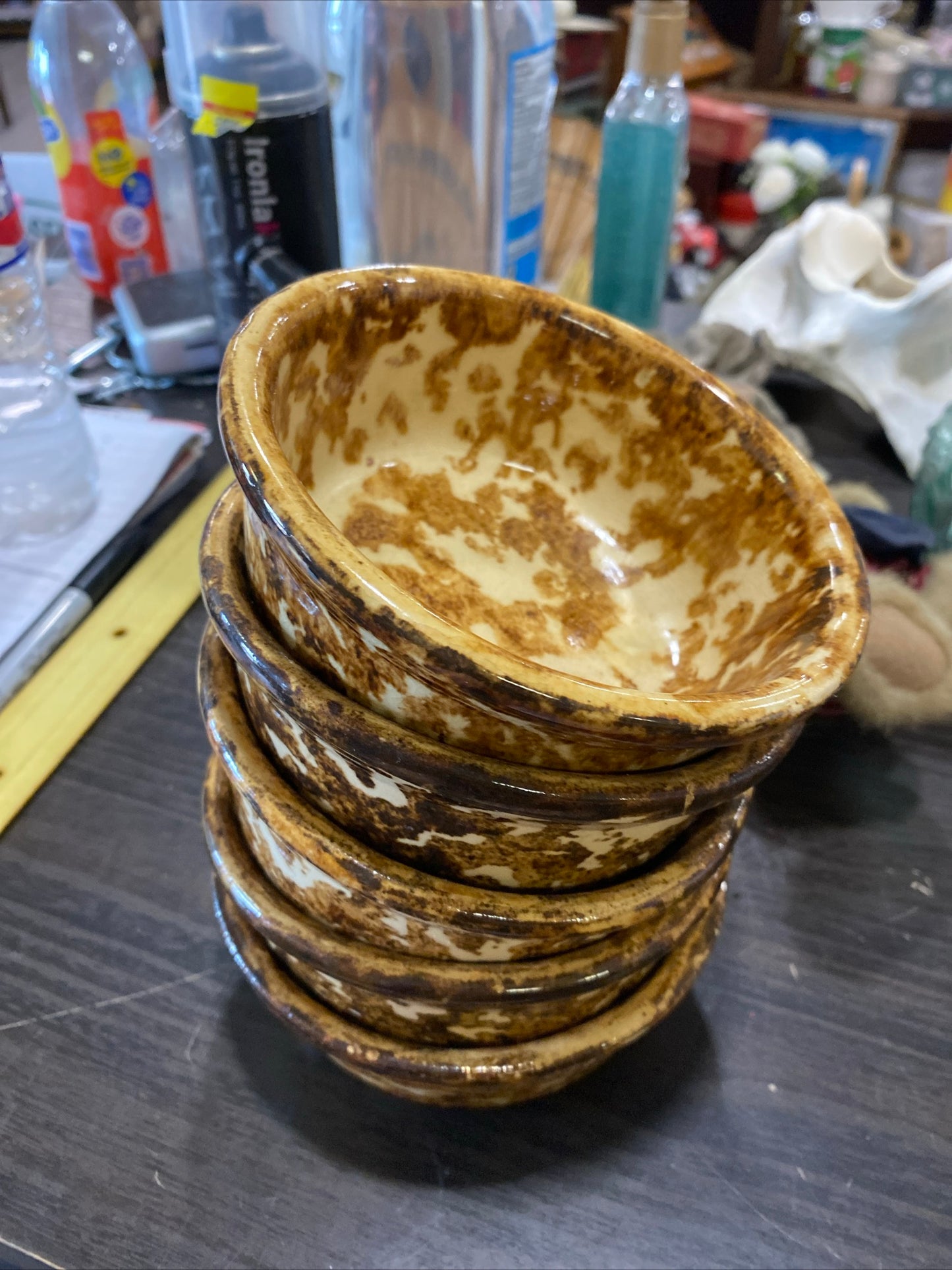 (1538) spongeware bowl pottery