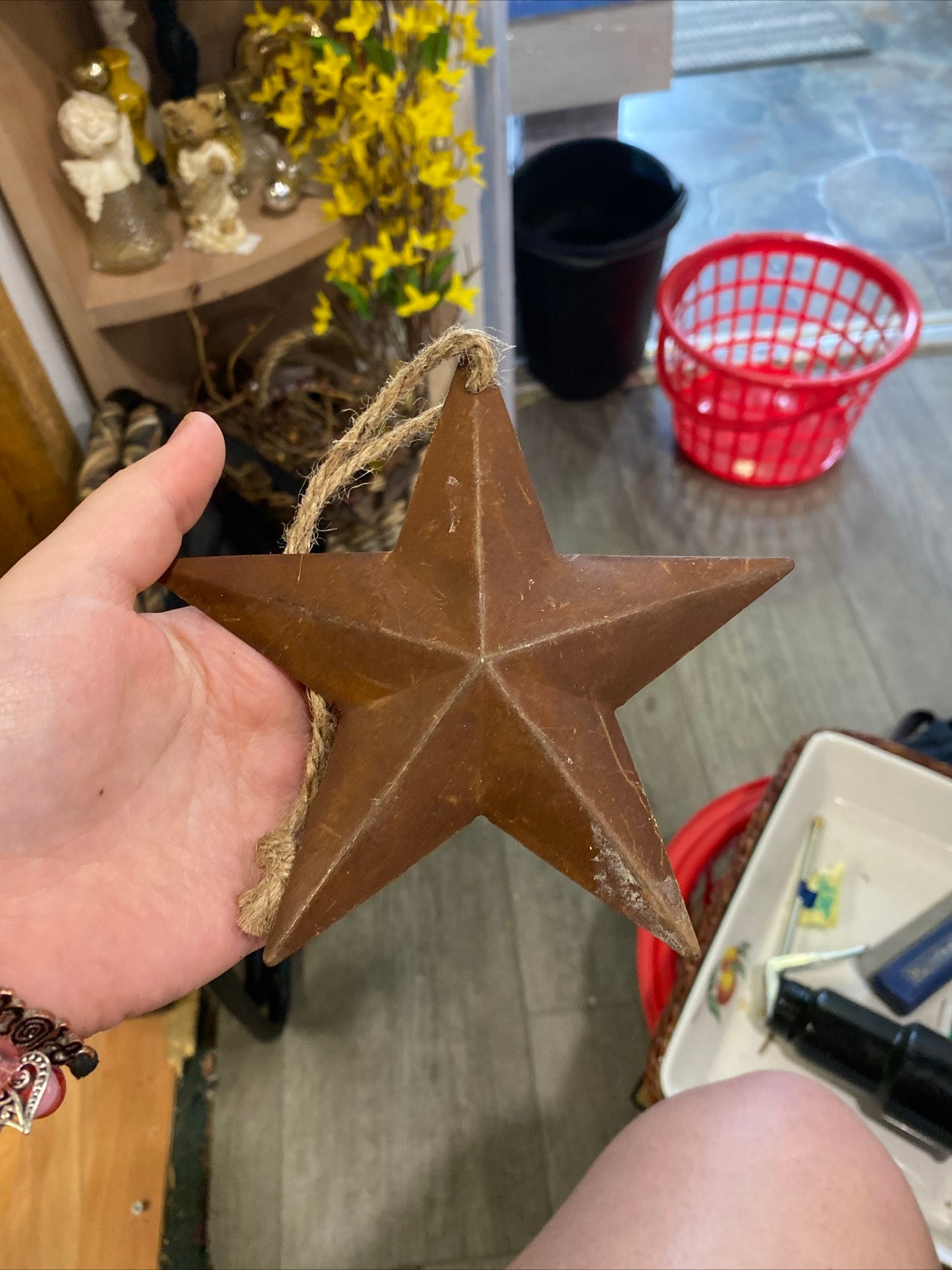 (1565) rustic hanging star