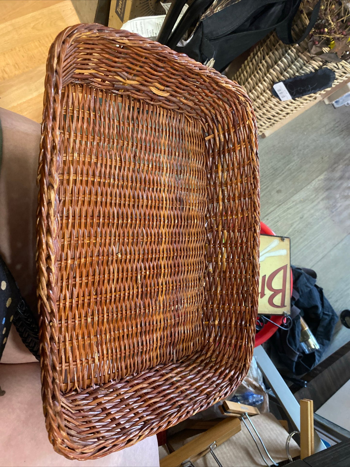 (1567) flat brown basket