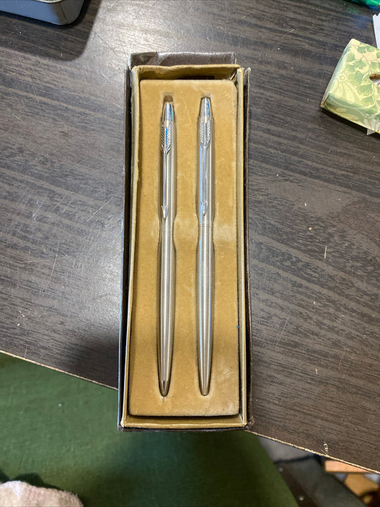 (1815) arrow pen and pencil set