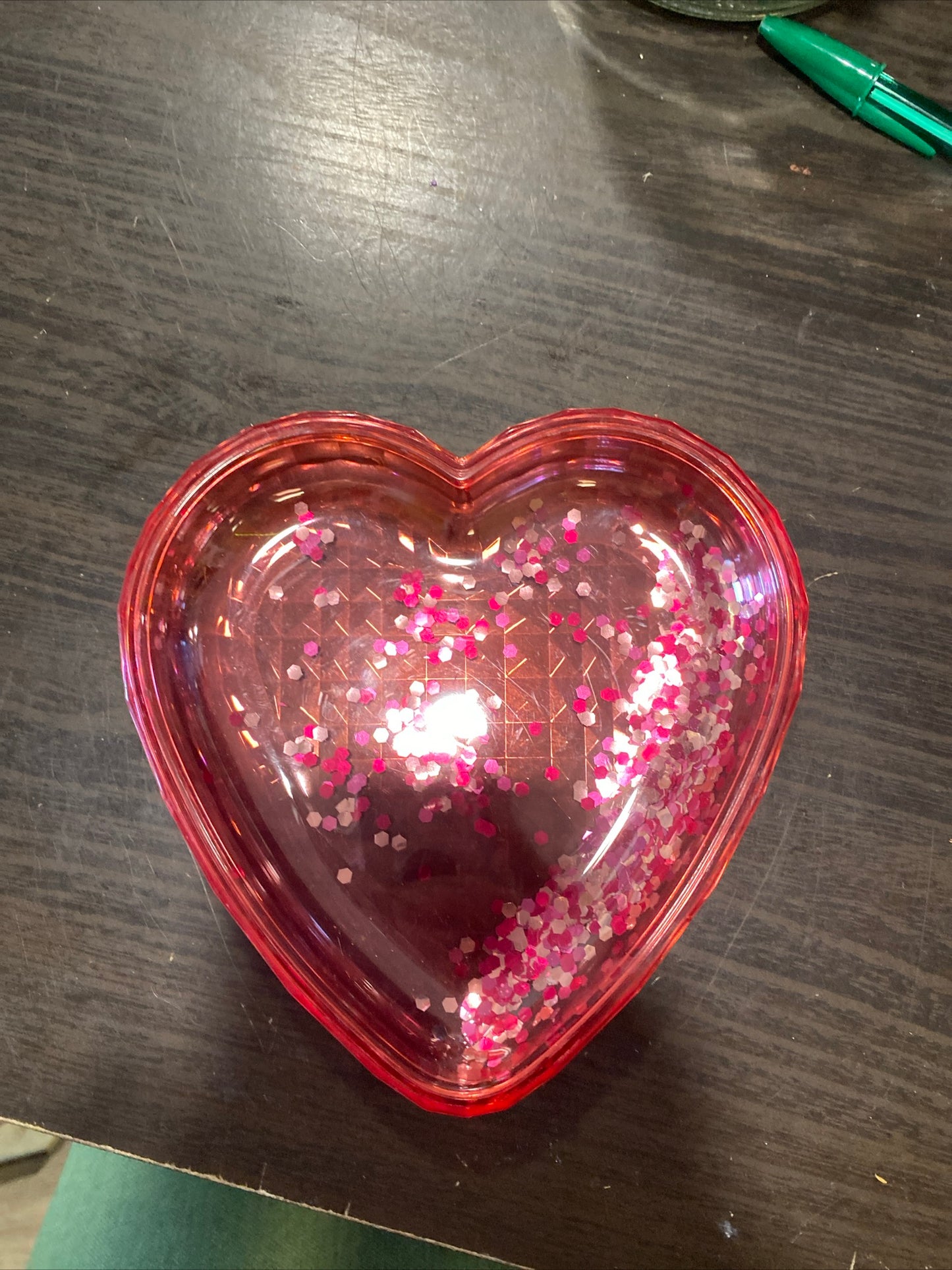 (1818) movable glitter heart tray