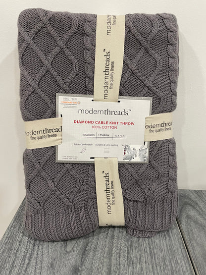 Modern Threads Diamond Cable Knit Throw (114)