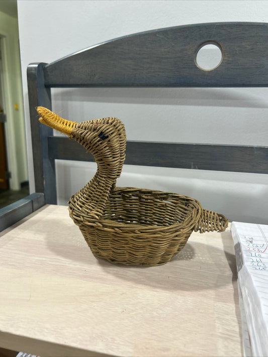 Vintage  Duck Basket Centerpiece Planter -(266)