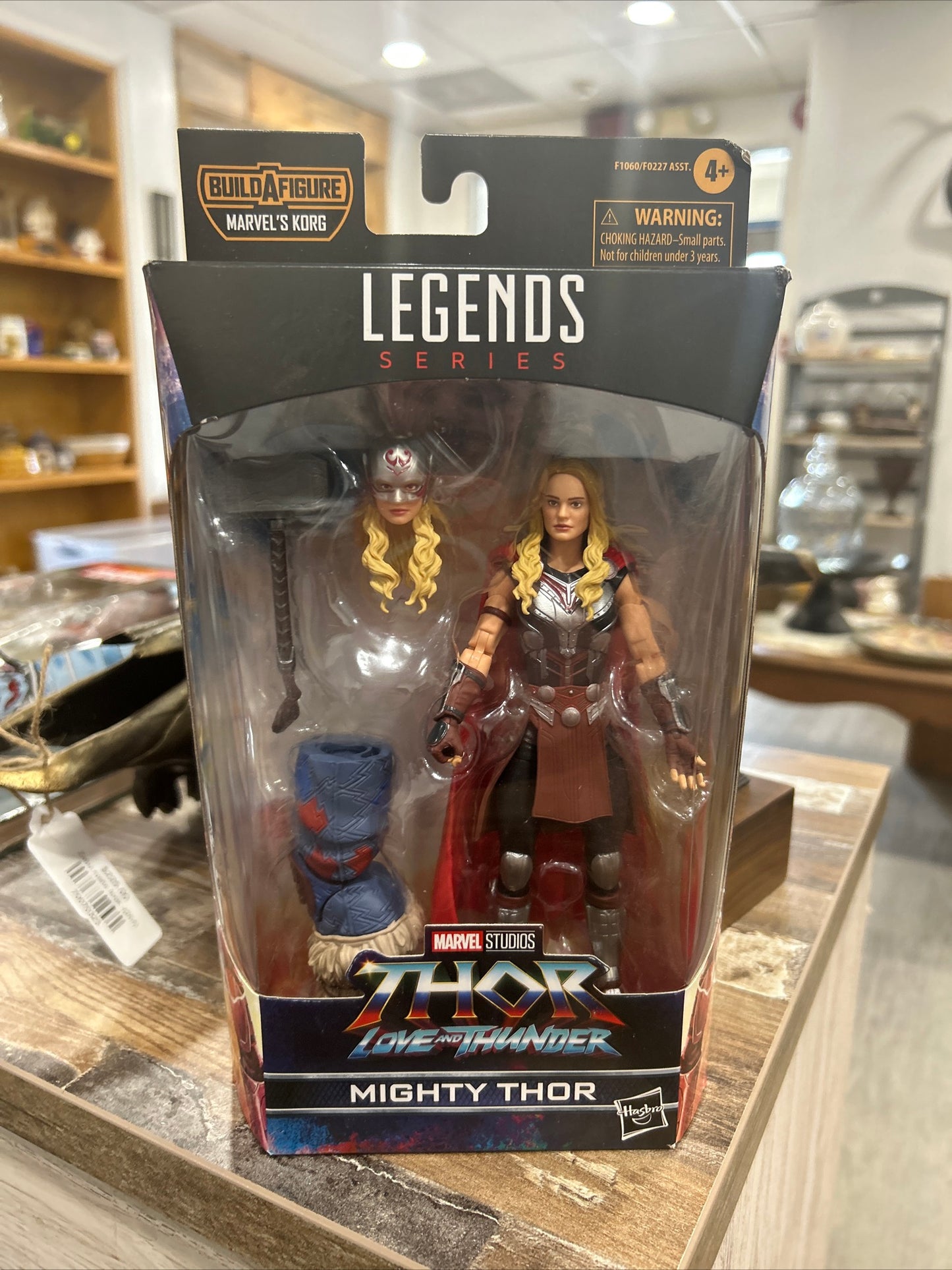 Hasbro Marvel Legends Series Thor: Love and Thunder - Mighty Thor Action Figure-(328)