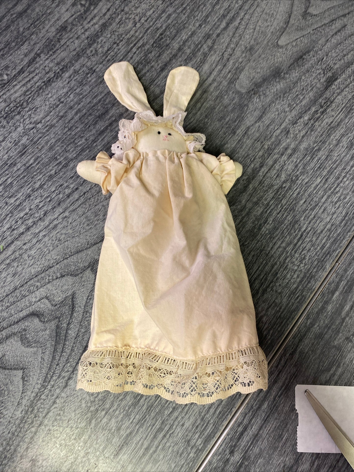 (2006) vintage bunny doll