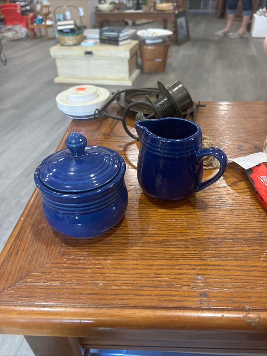 (405) Ceramic Sugar and Creamer Set Blue