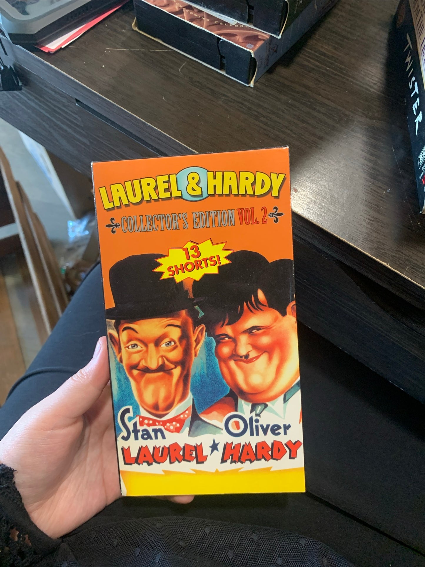 (1044) laurel and hardy collectors 2 vhs