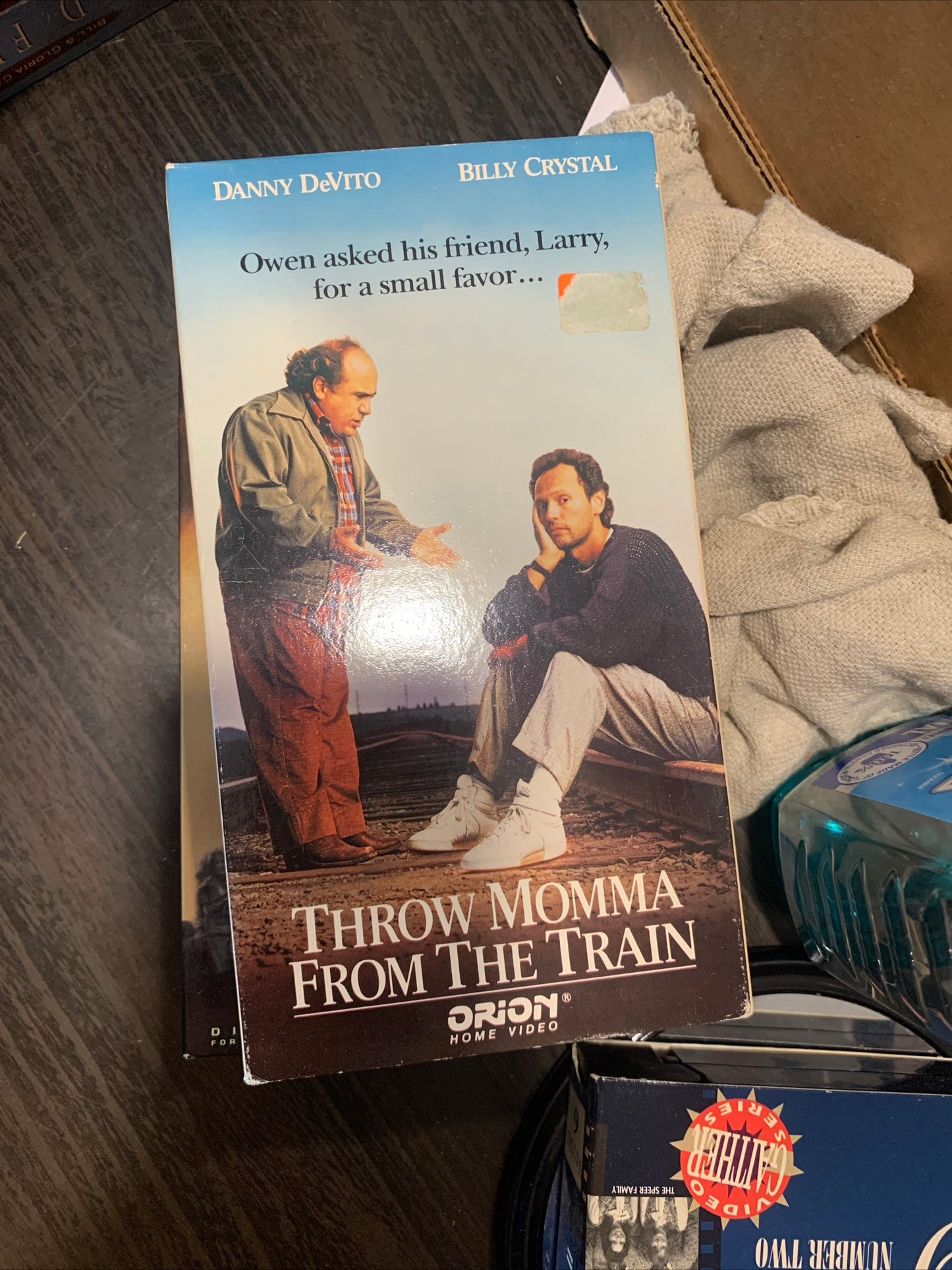 (1047) throw mama from the train vhs