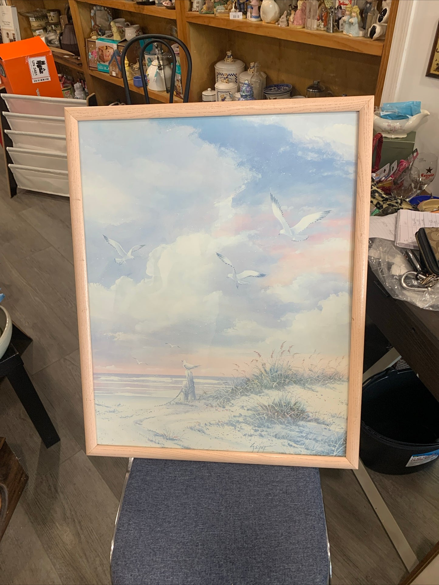 (1300) big seagull painting