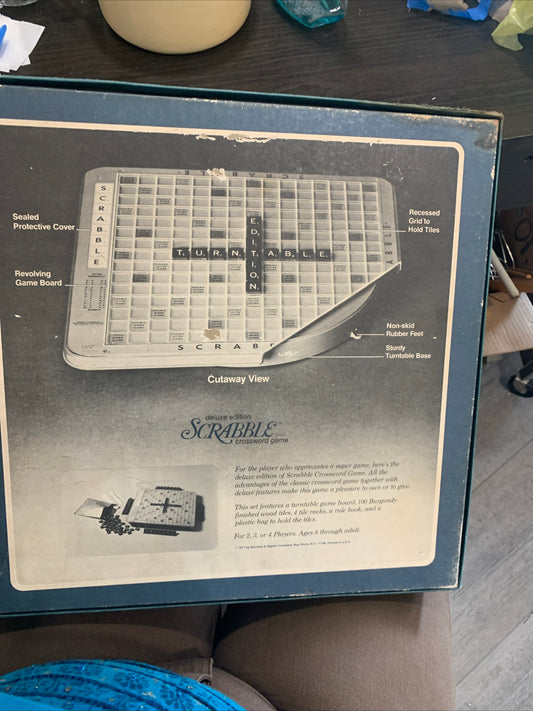 (1333) 1977 scrabble turntable edition