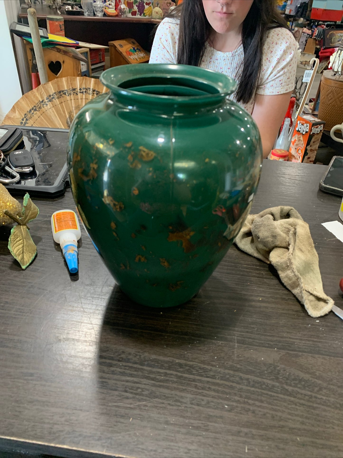 (1431) green and gold ceramic vase